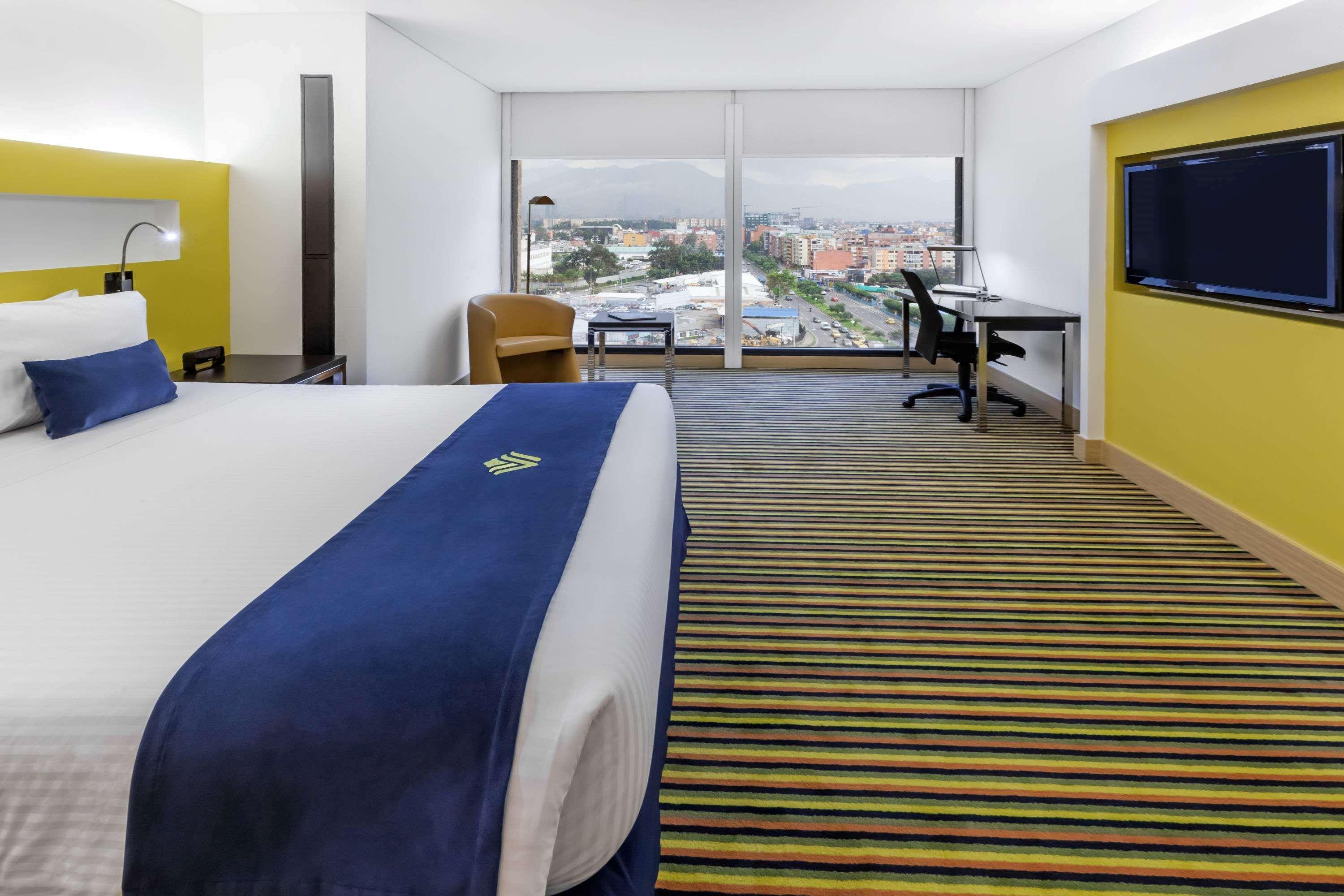 Wyndham Bogota Hotel Exterior photo A room at the hotel