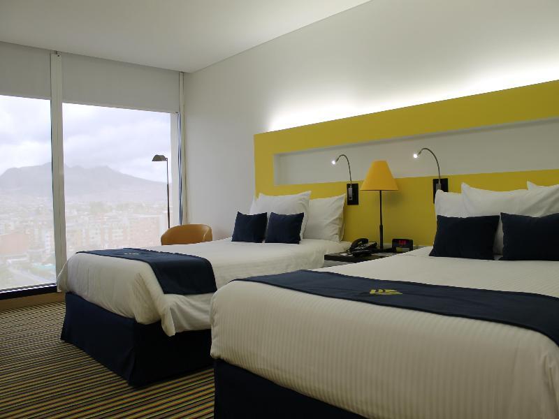 Wyndham Bogota Hotel Exterior photo