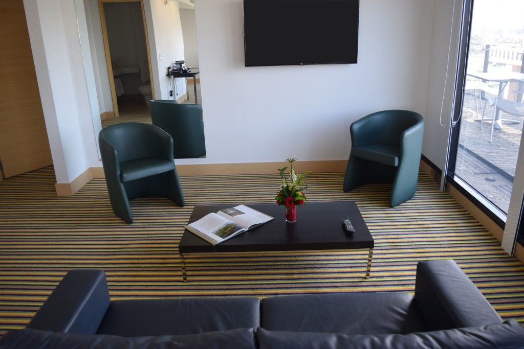 Wyndham Bogota Hotel Exterior photo A room at the hotel